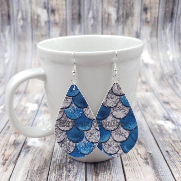 Hand Crafted Jewelry - Blue & Silver Mermaid Scale Faux Leather Earring (2)